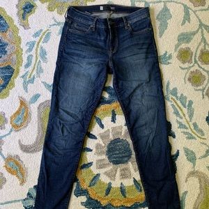 NWOT Kut from the Kloth size 6
